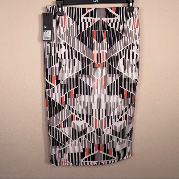 New Medium Mossimo Pencil Skirt Black White Orange Geometric NWT Lined Zip - Picture 7 of 14